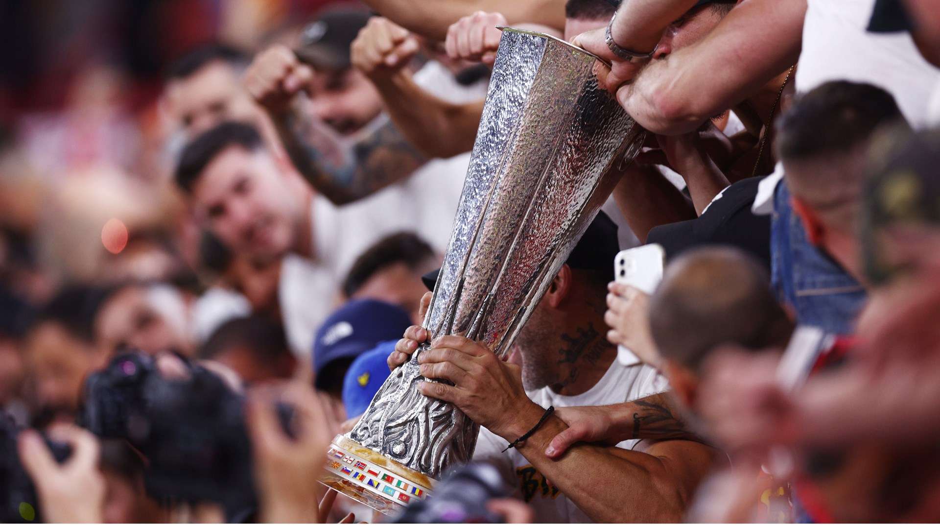 隊努力的動 隊努力的動